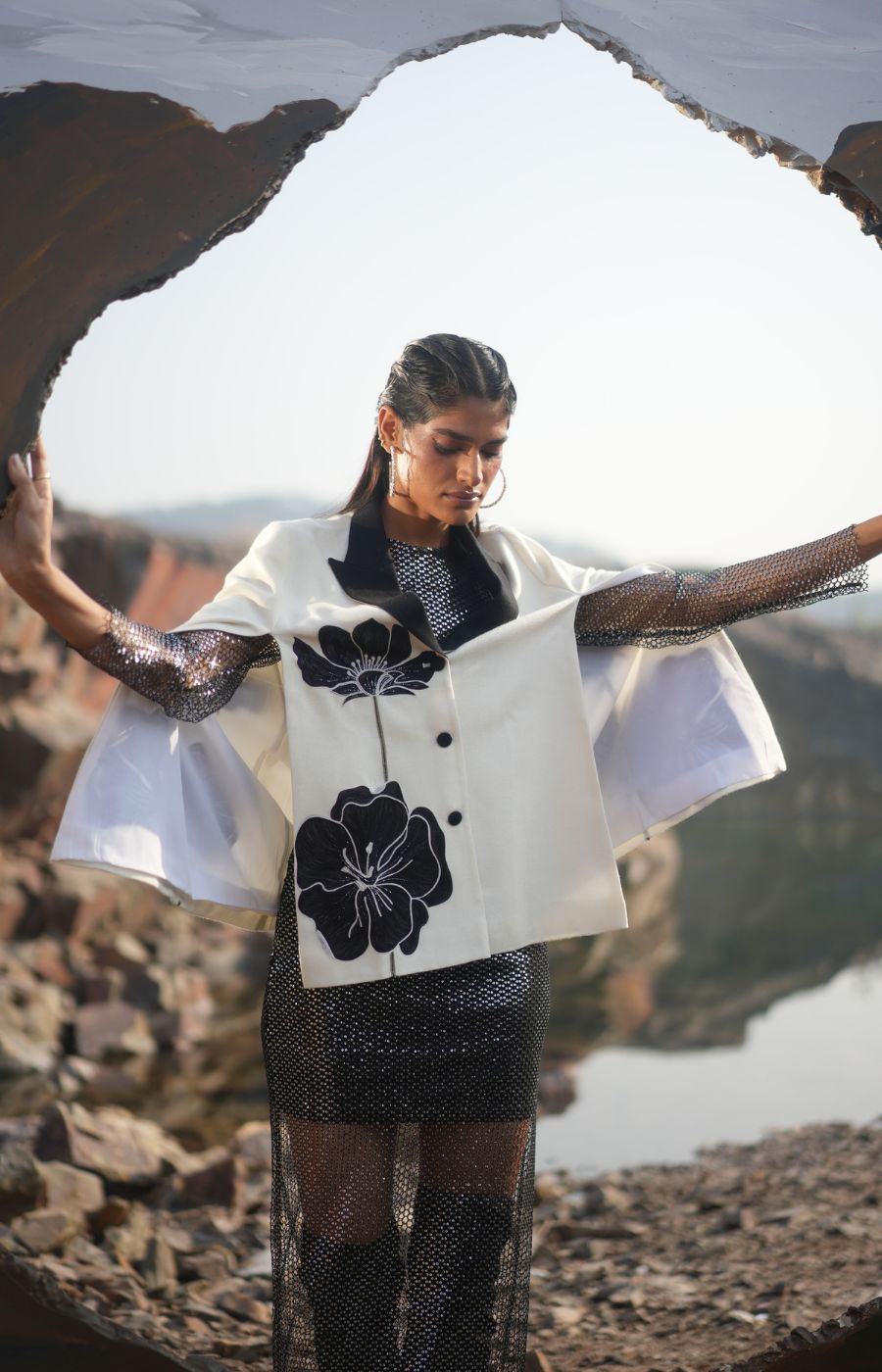 B&W FLORAL CAPE