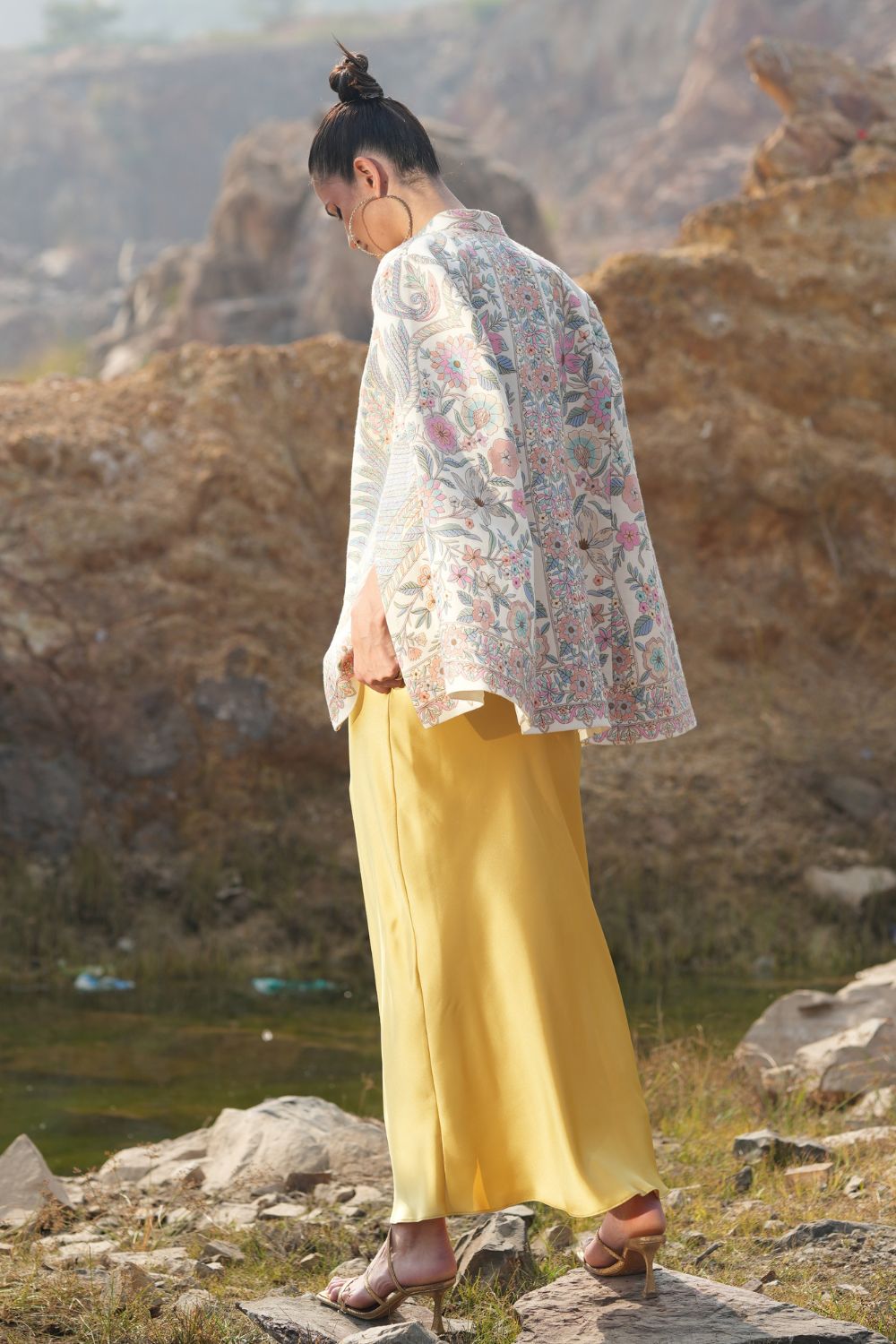 JOBAN SANDHU IN PAISLEY SWIRL CAPE