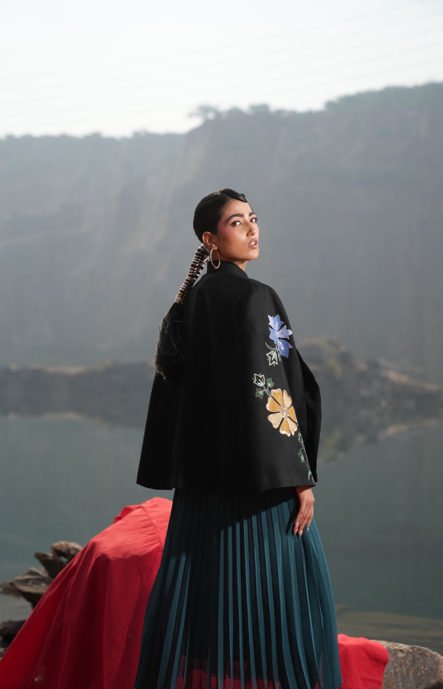 BLUE & GOLDEN FLORAL CAPE