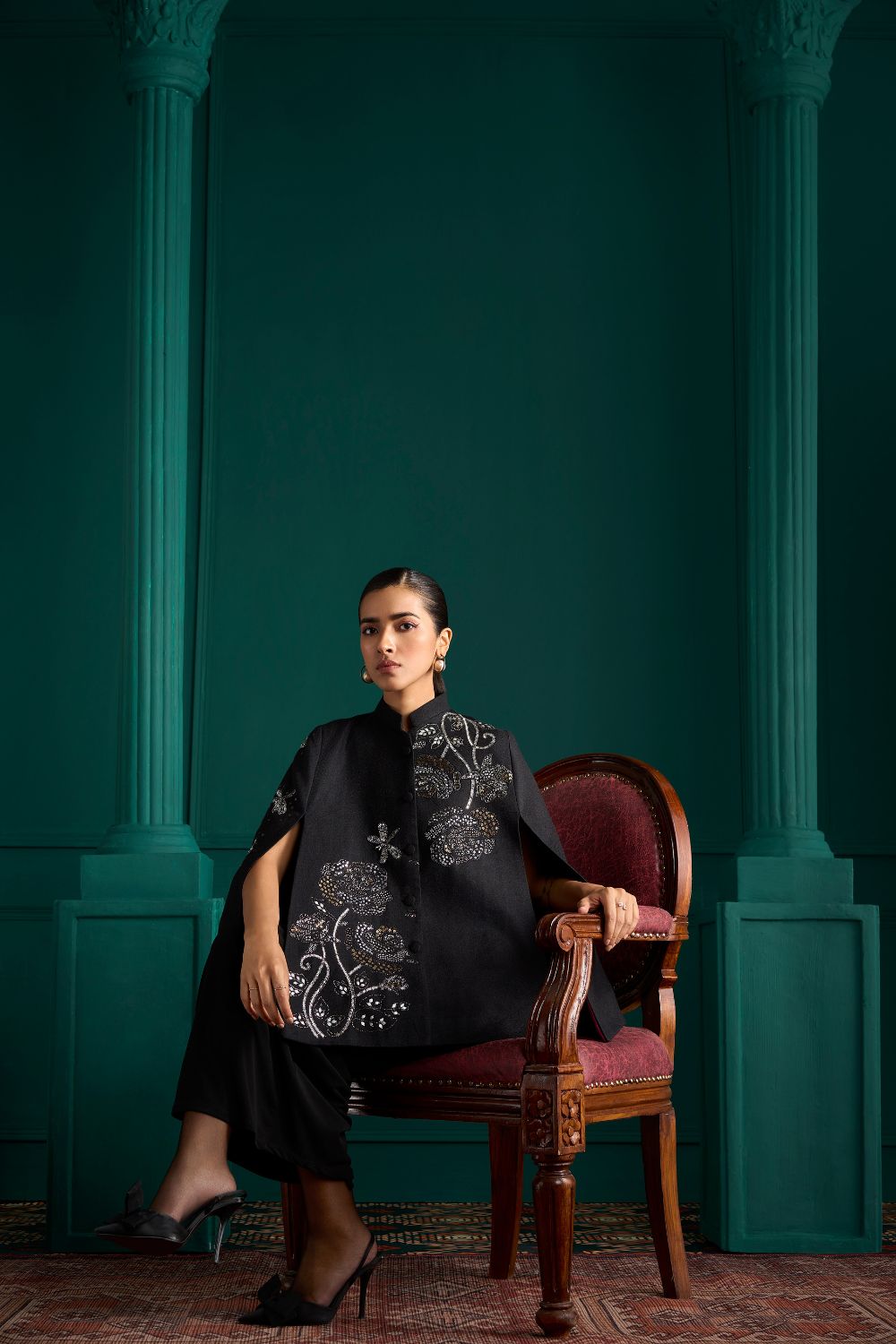 Poised Ambi Cape