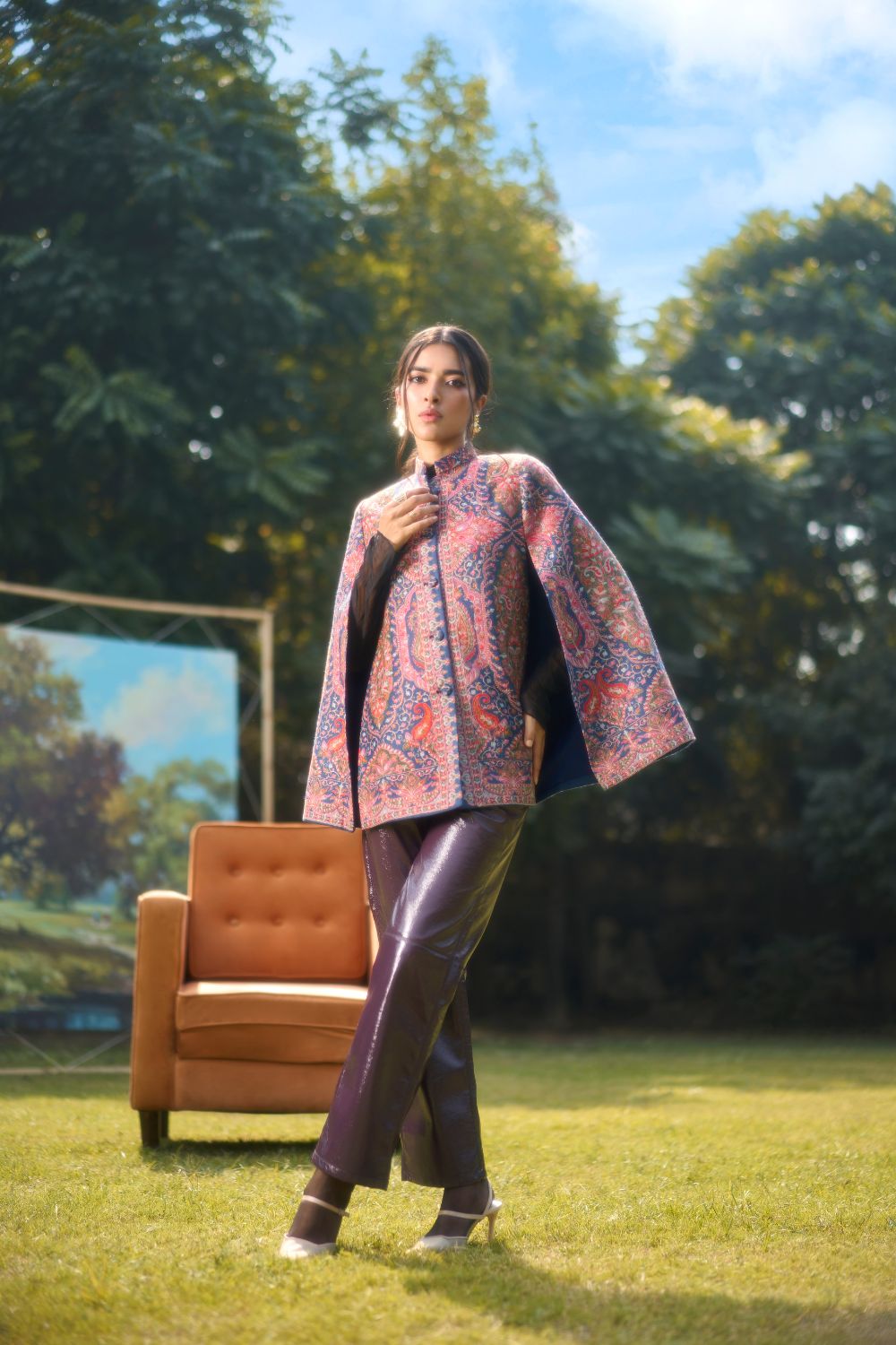Poised Ambi Cape