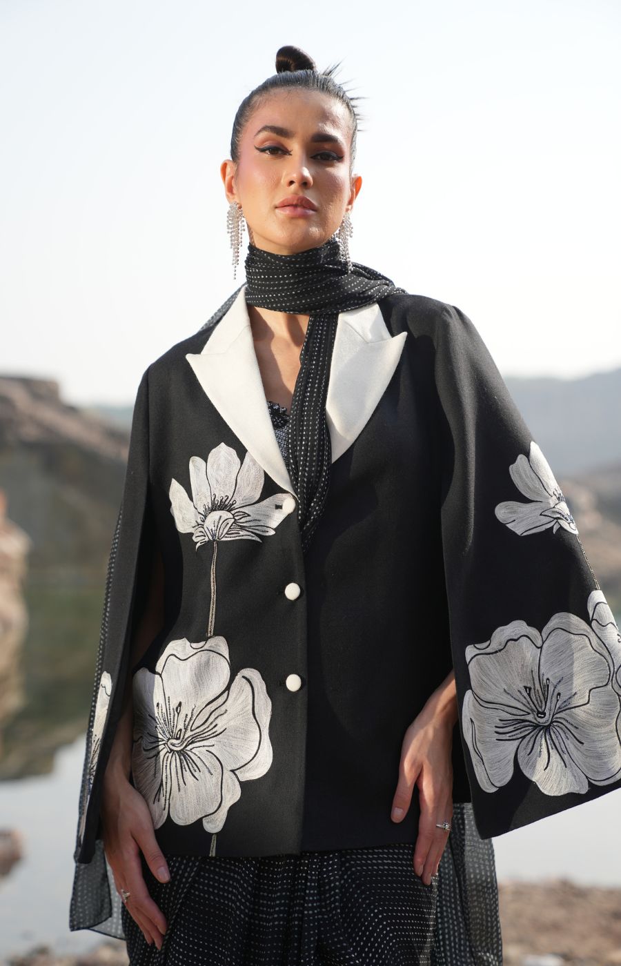 B&W FLORAL CAPE