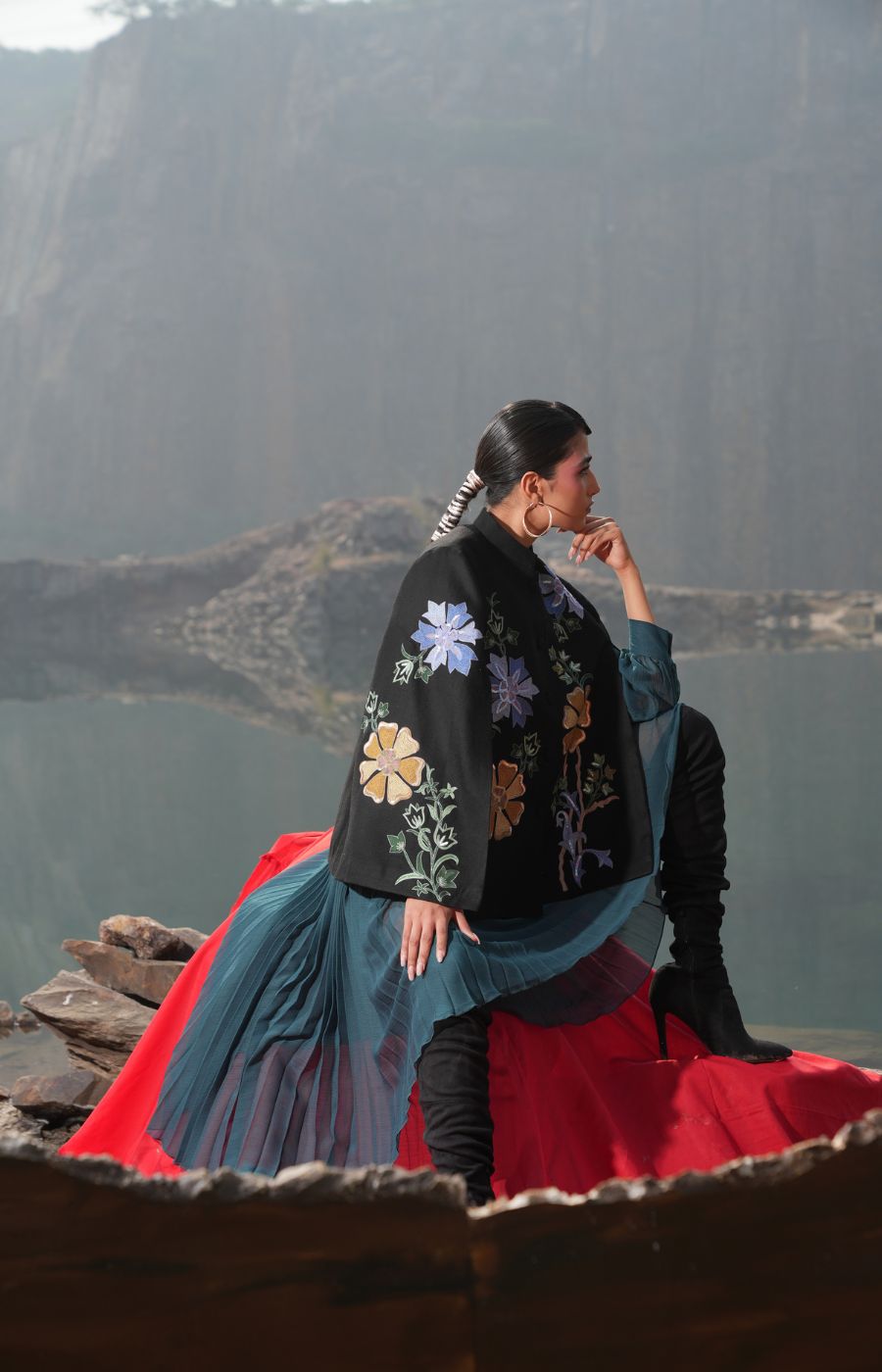 BLUE & GOLDEN FLORAL CAPE