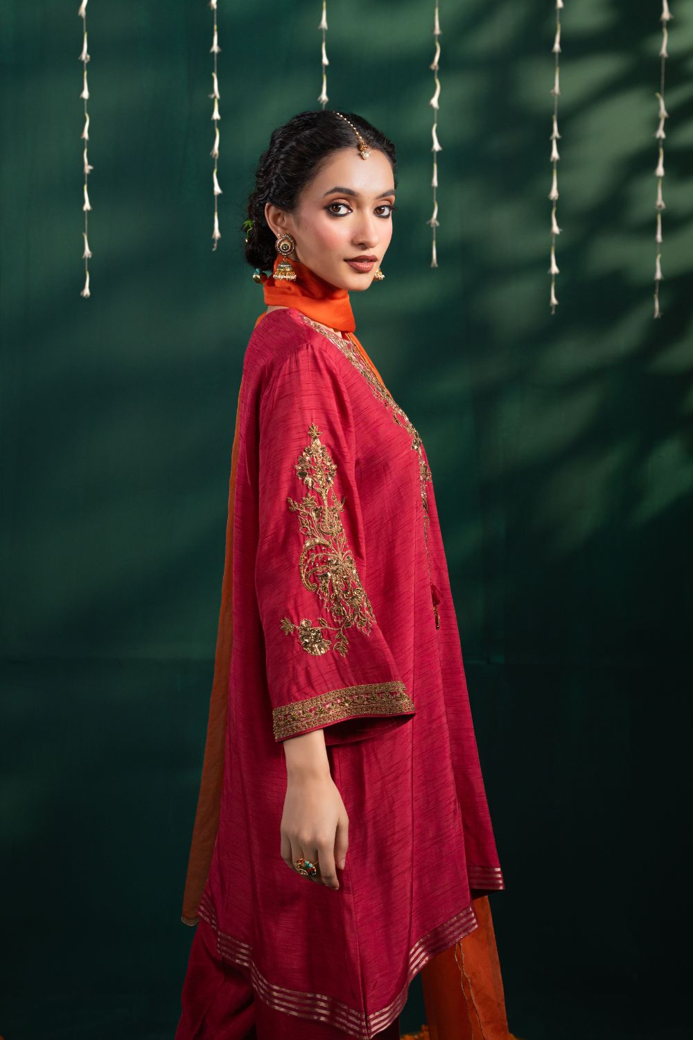 Razz Garlet Rose 3 Piece suit