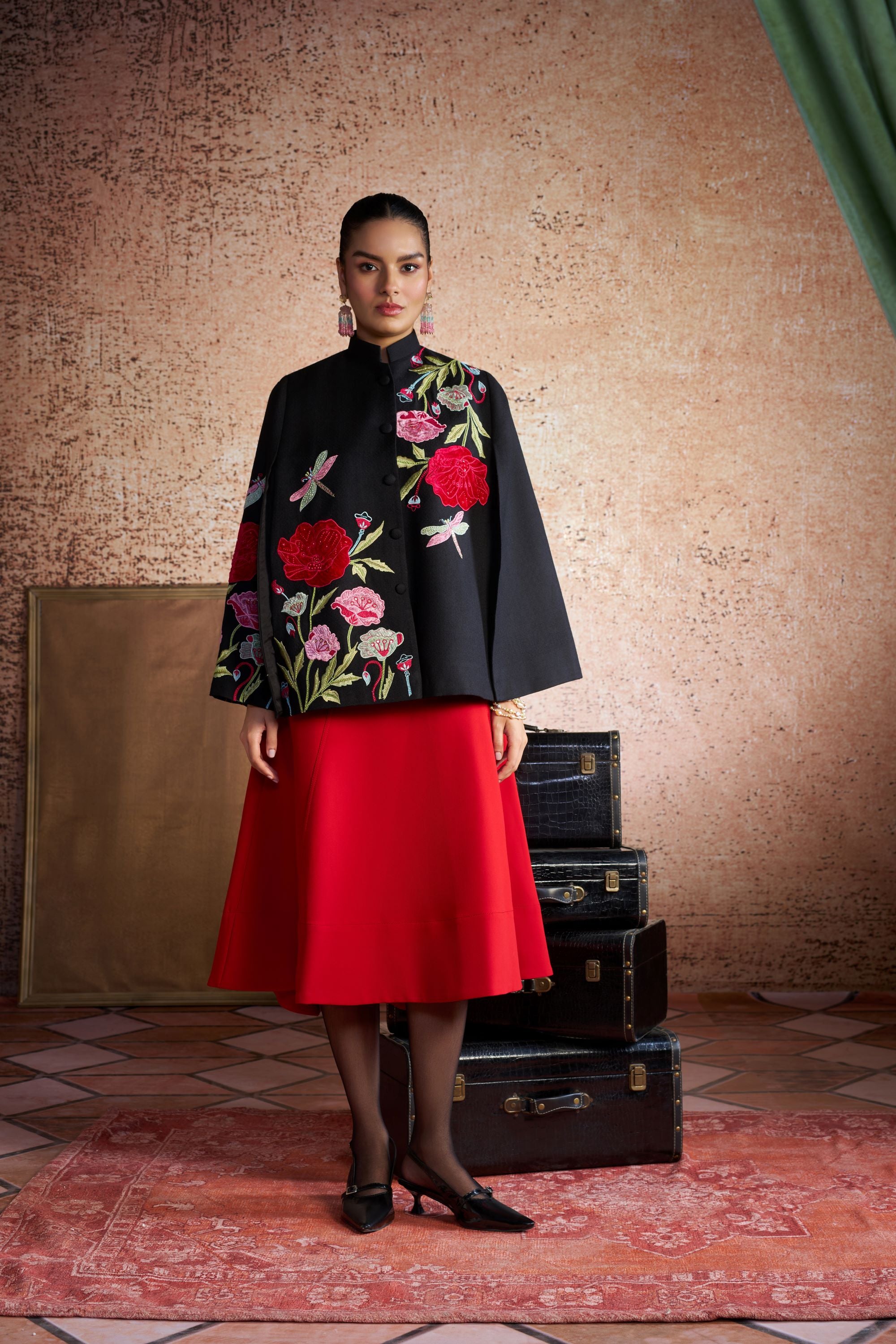 Dragonfly Bloom Mantle