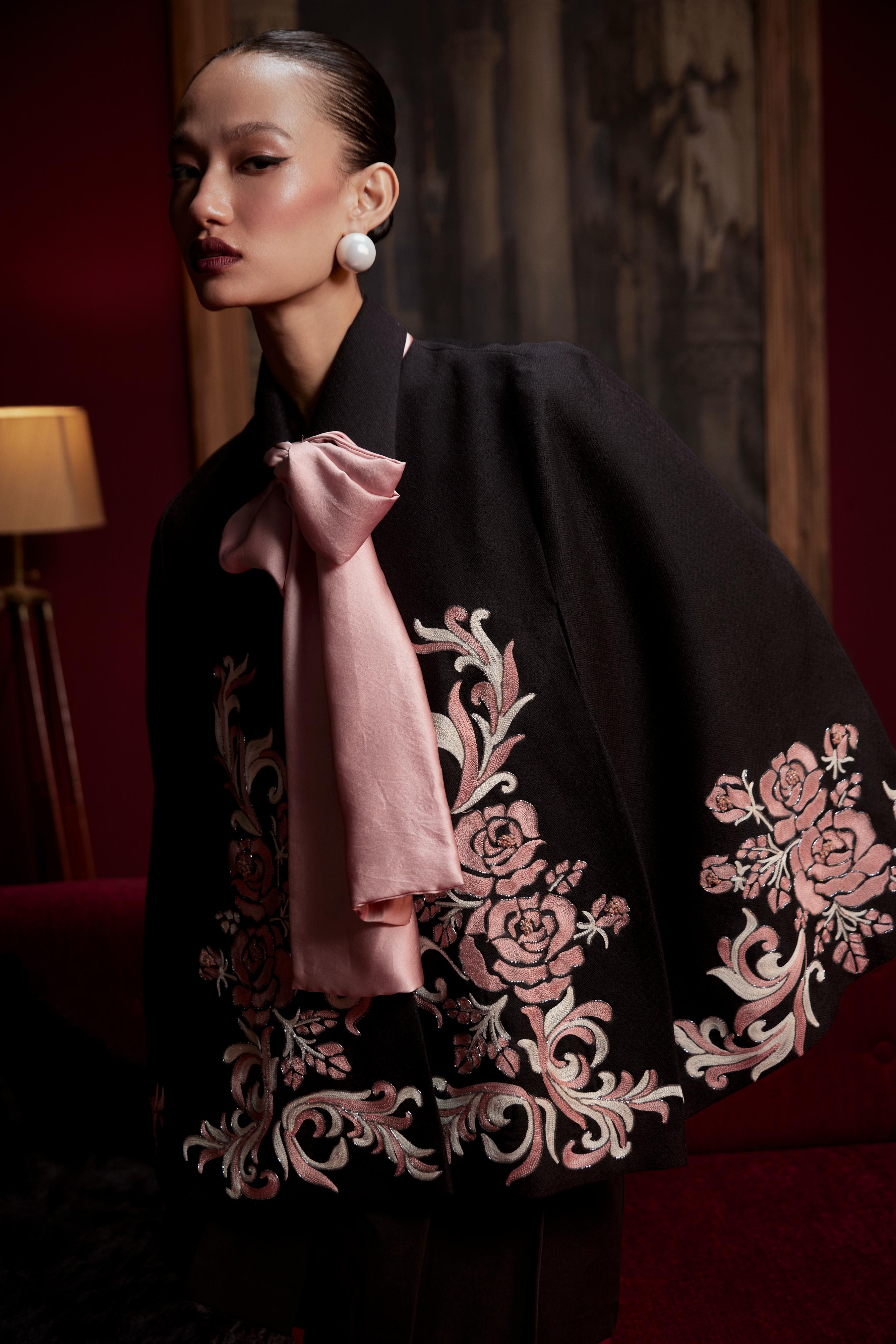 SATIN BOW CAPE