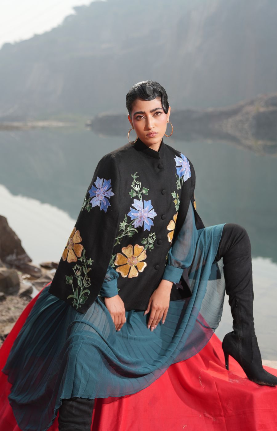 BLUE & GOLDEN FLORAL CAPE