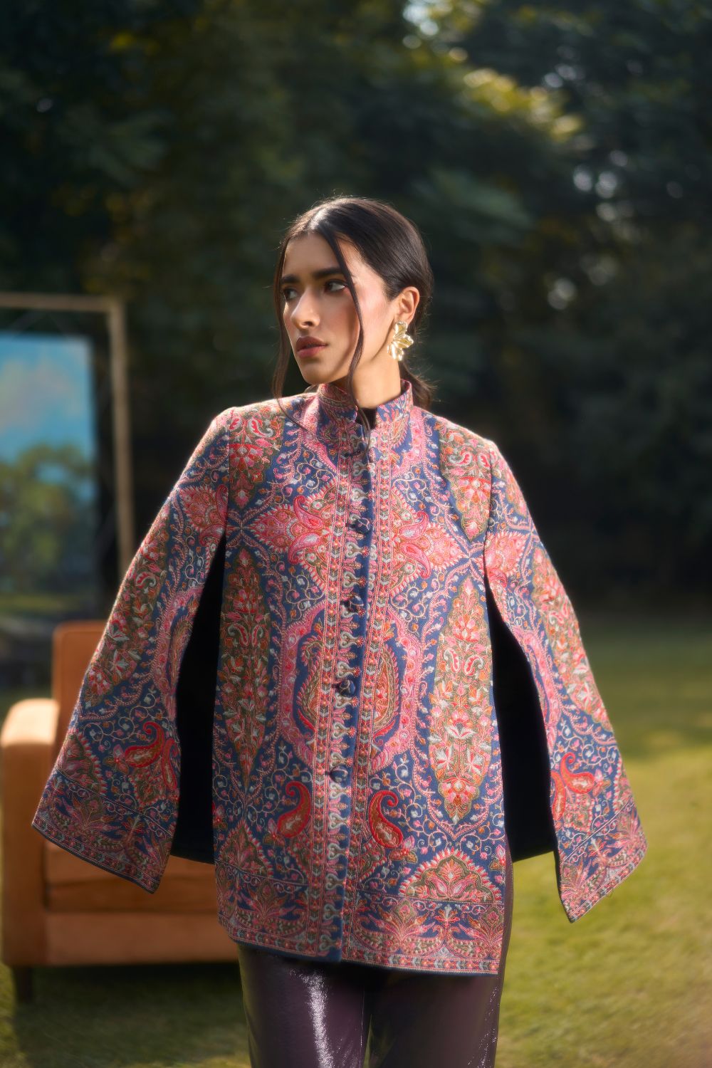 Poised Ambi Cape