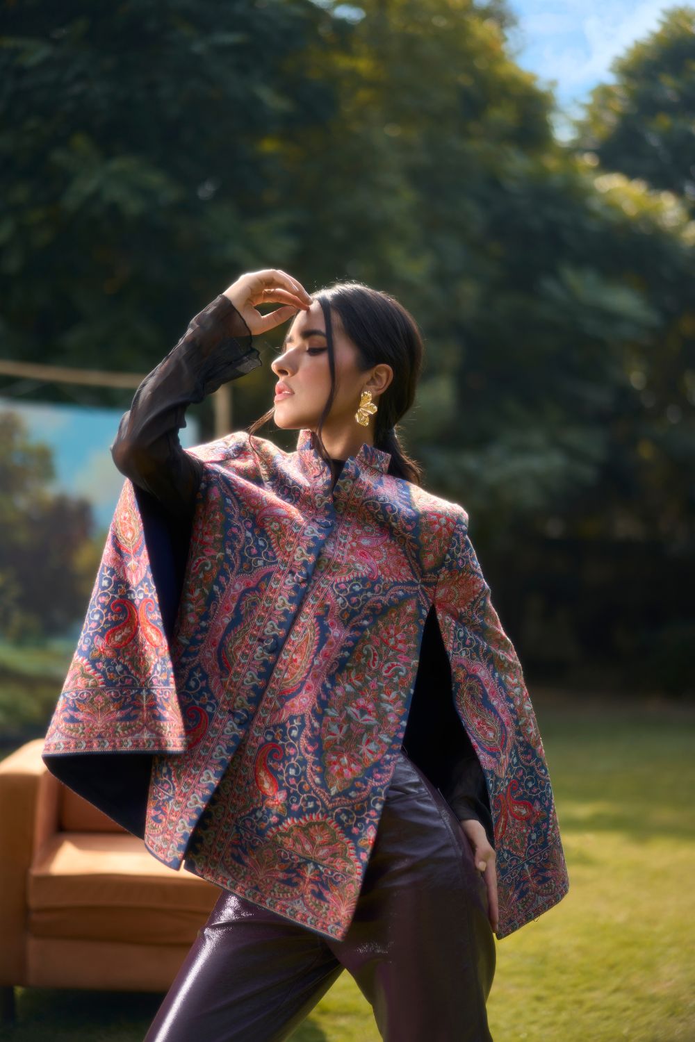 Poised Ambi Cape