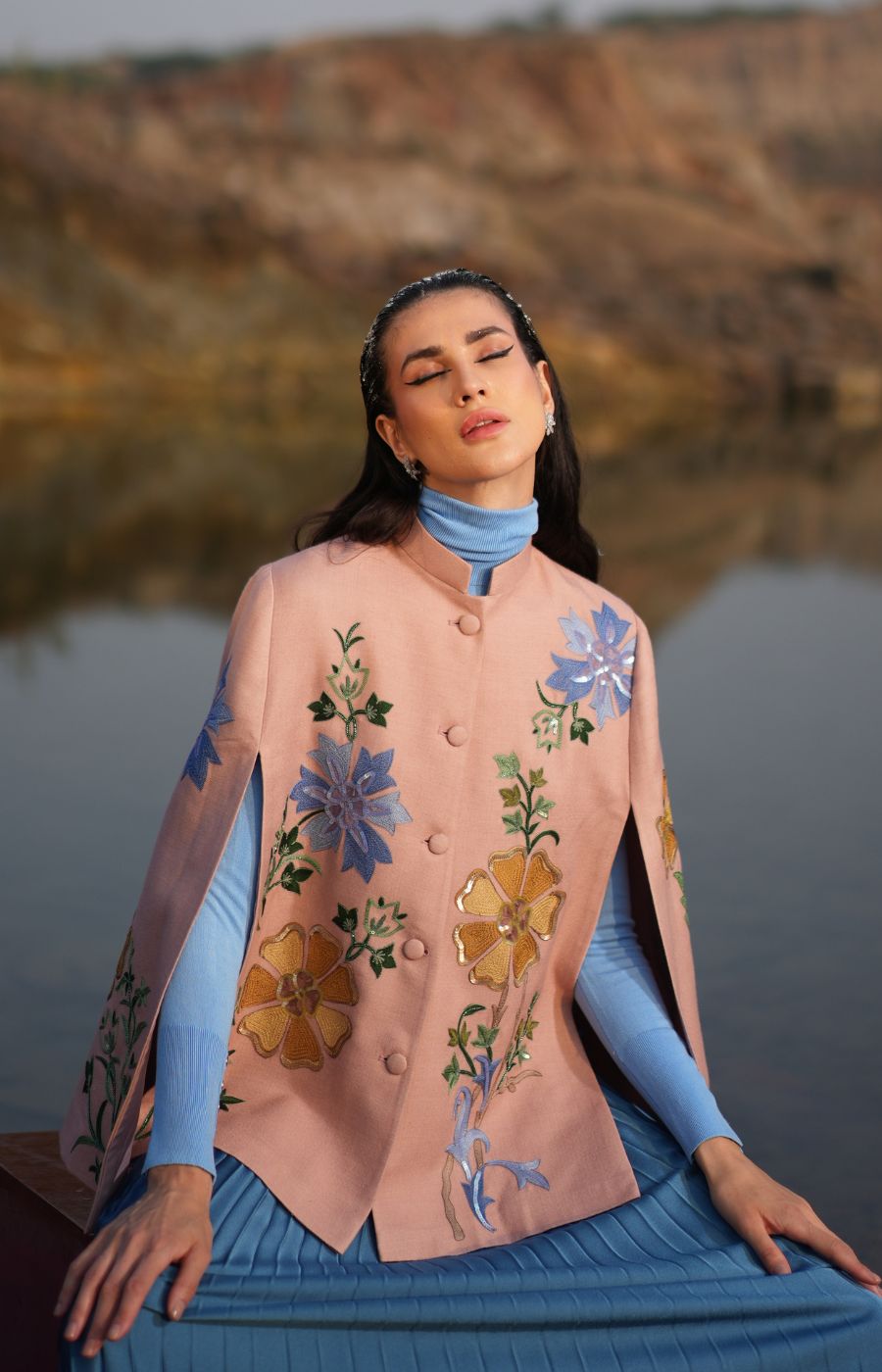 BLUE & GOLDEN FLORAL CAPE