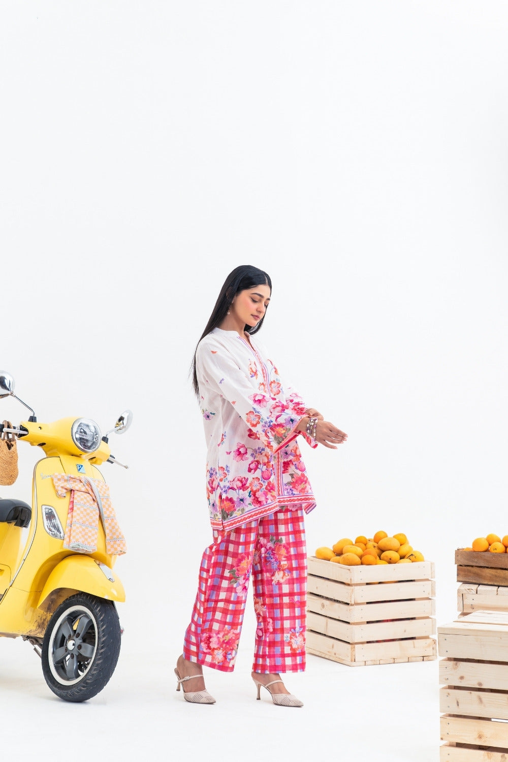 Floral Pink Checker Set