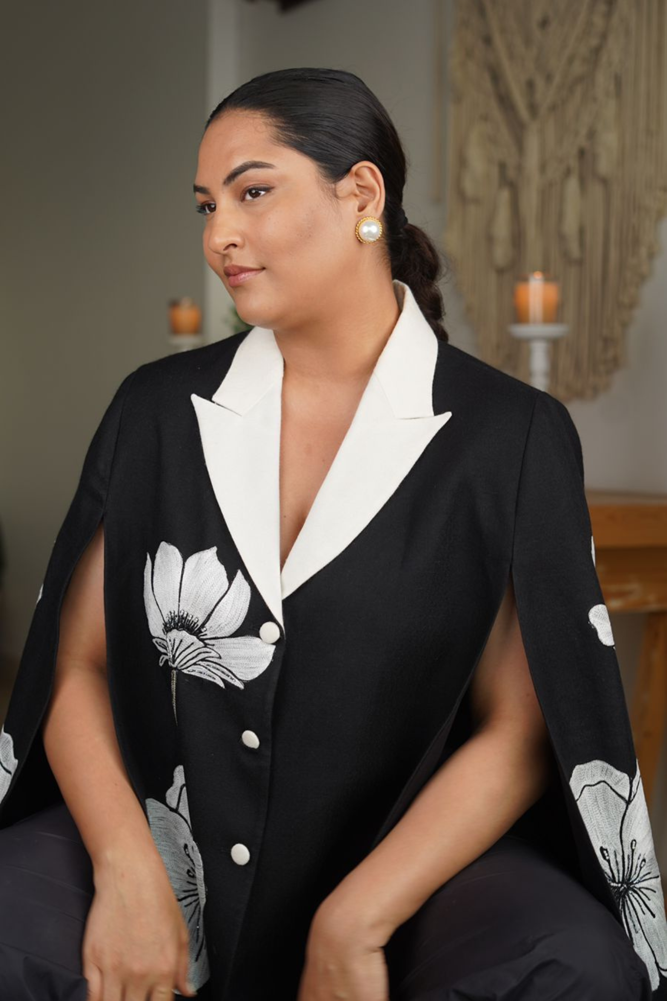 B&W FLORAL CAPE
