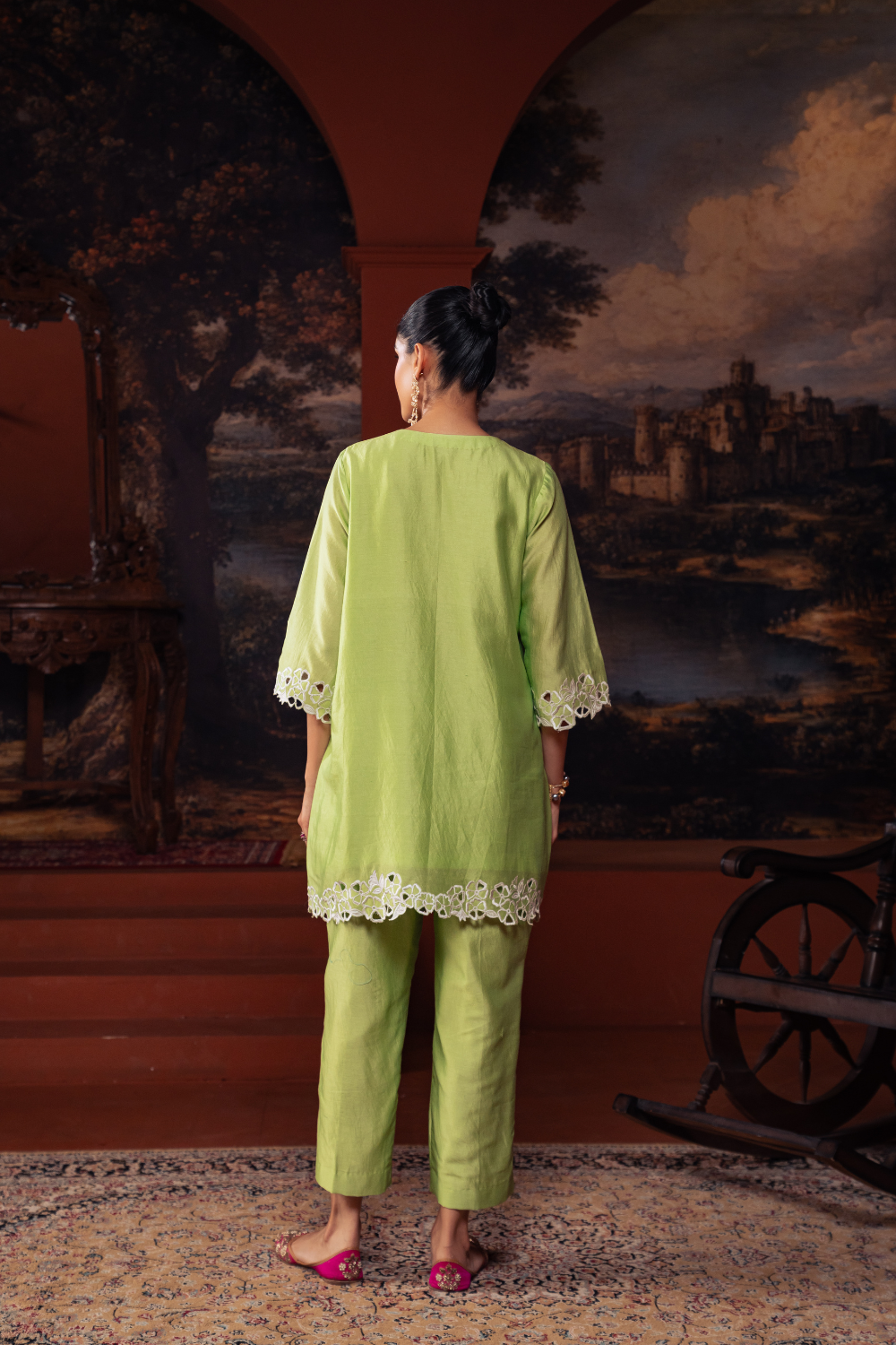 Mul Chanderi Embroidered Kurta Set Lime Green