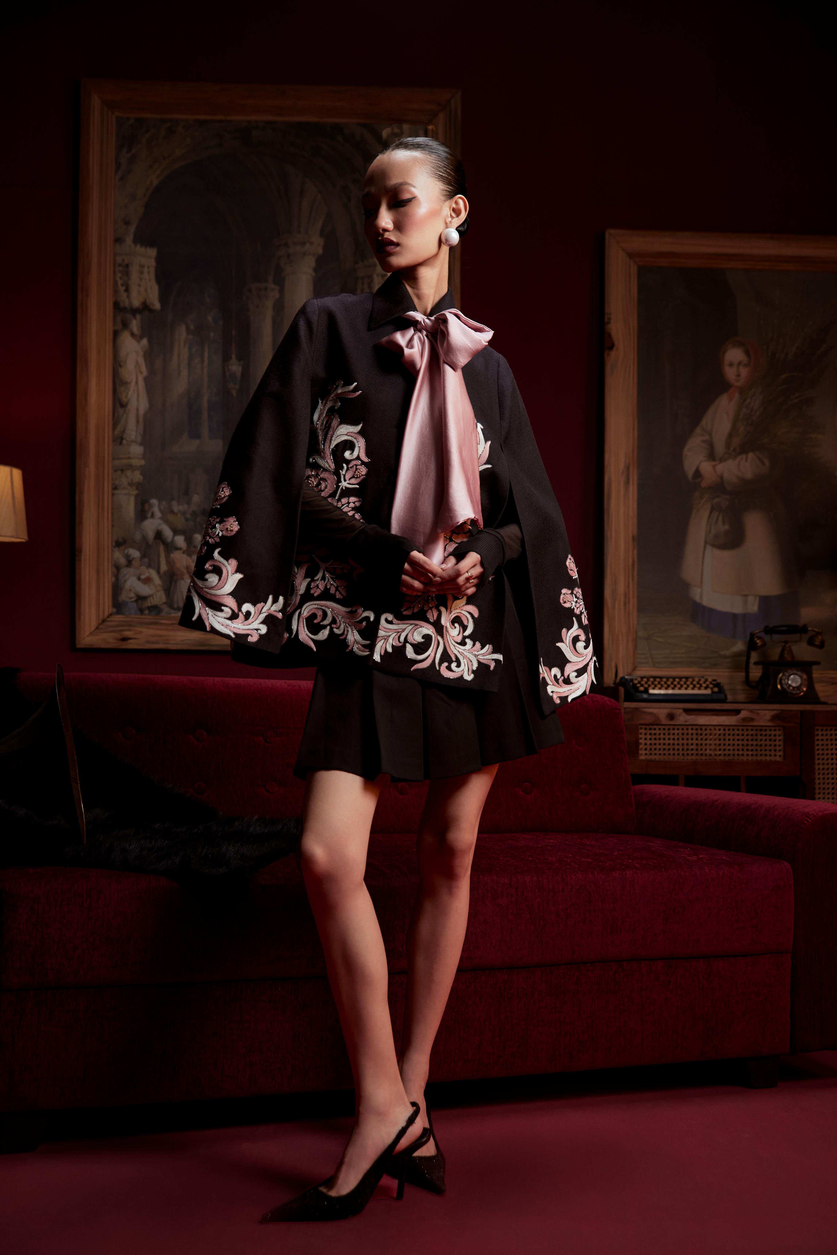 SATIN BOW CAPE
