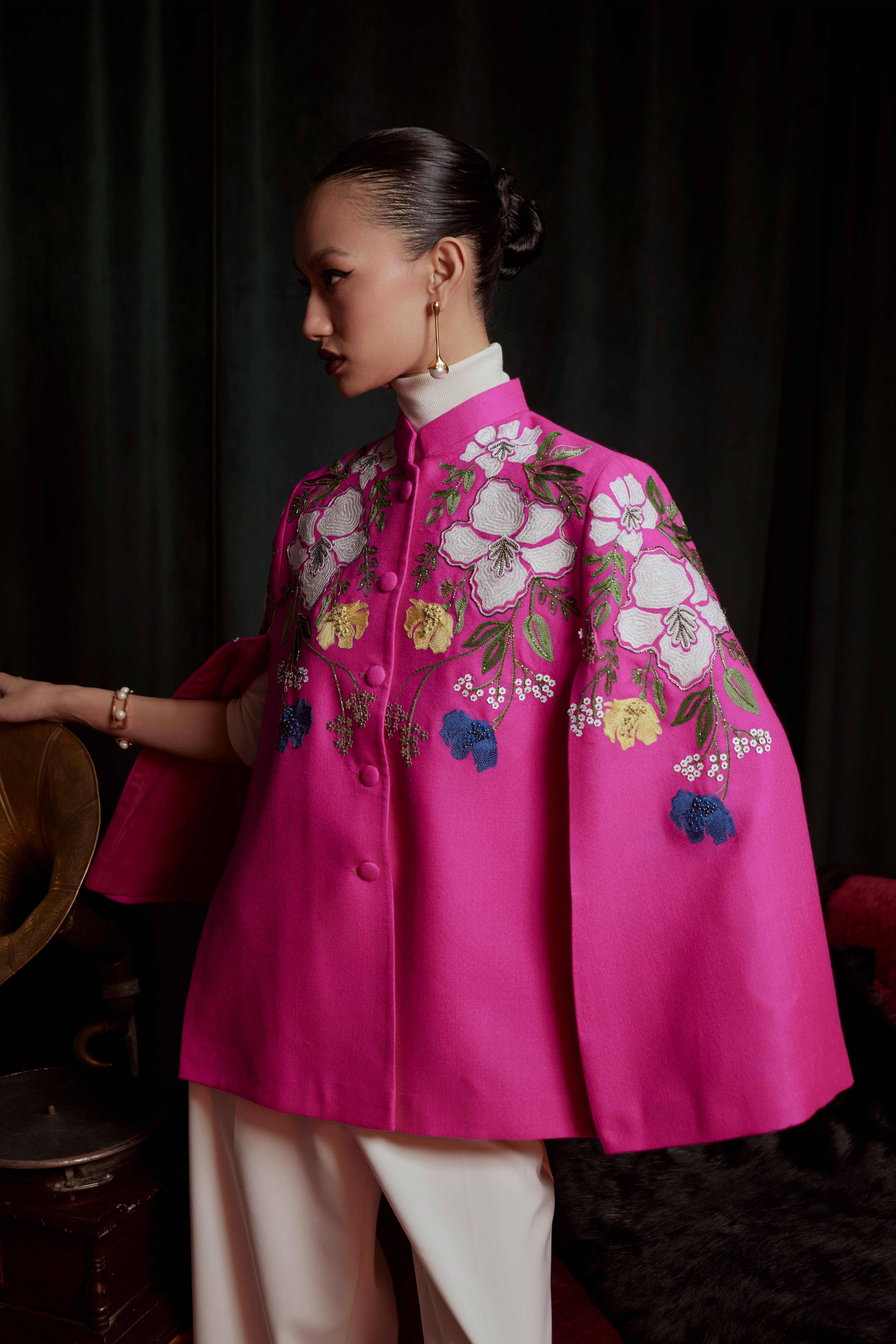 ORNATE CAPE